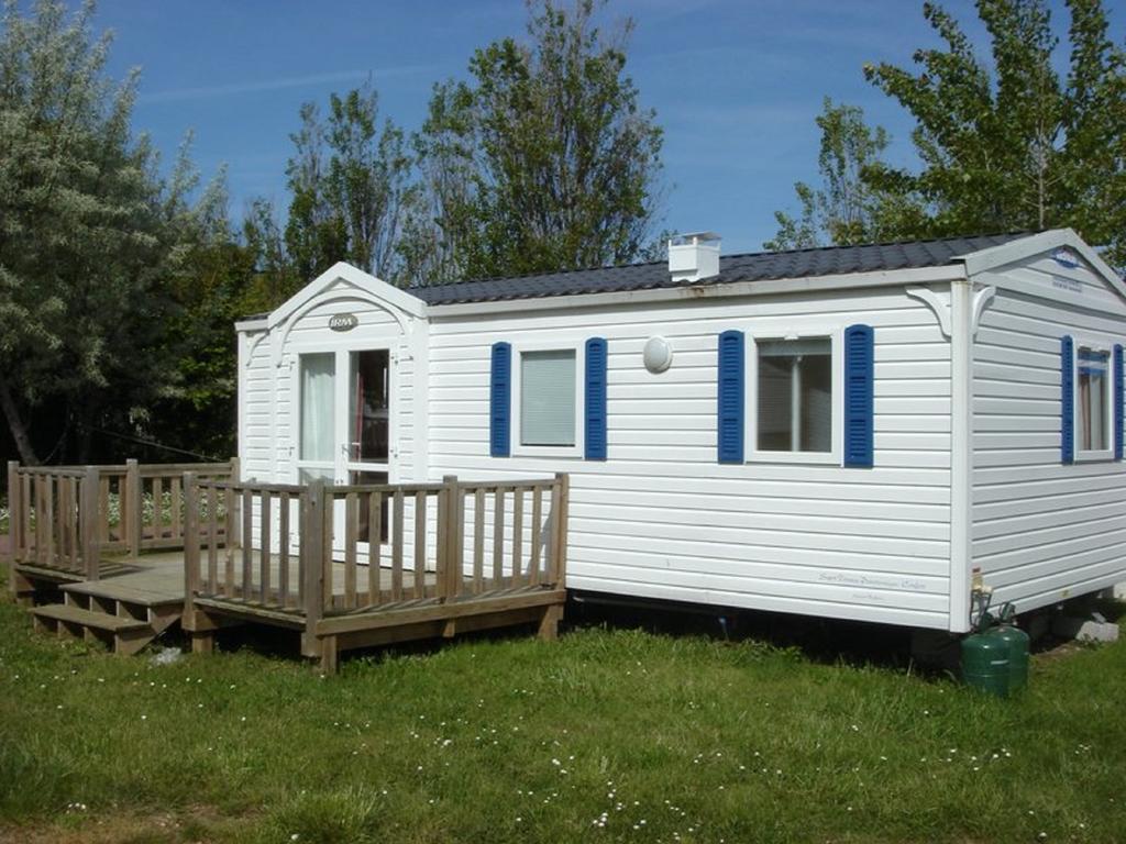 Camping Phare Ouest Saint-Denis-dʼOléron 外观 照片