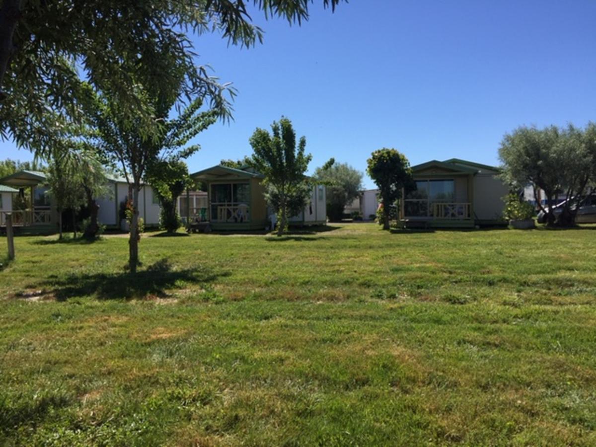 Camping Phare Ouest Saint-Denis-dʼOléron 外观 照片