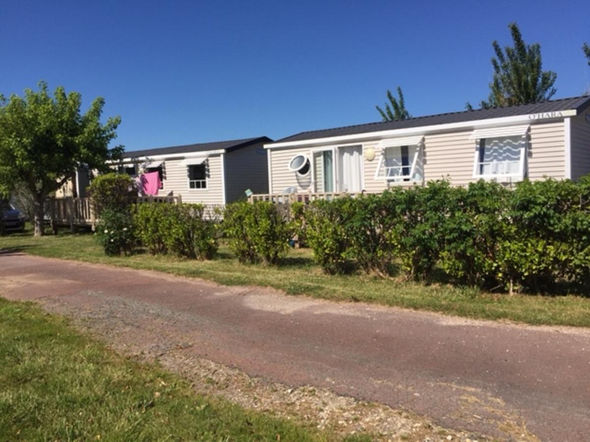 Camping Phare Ouest Saint-Denis-dʼOléron 外观 照片